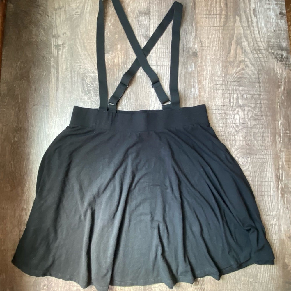 Hot Topic Skirt